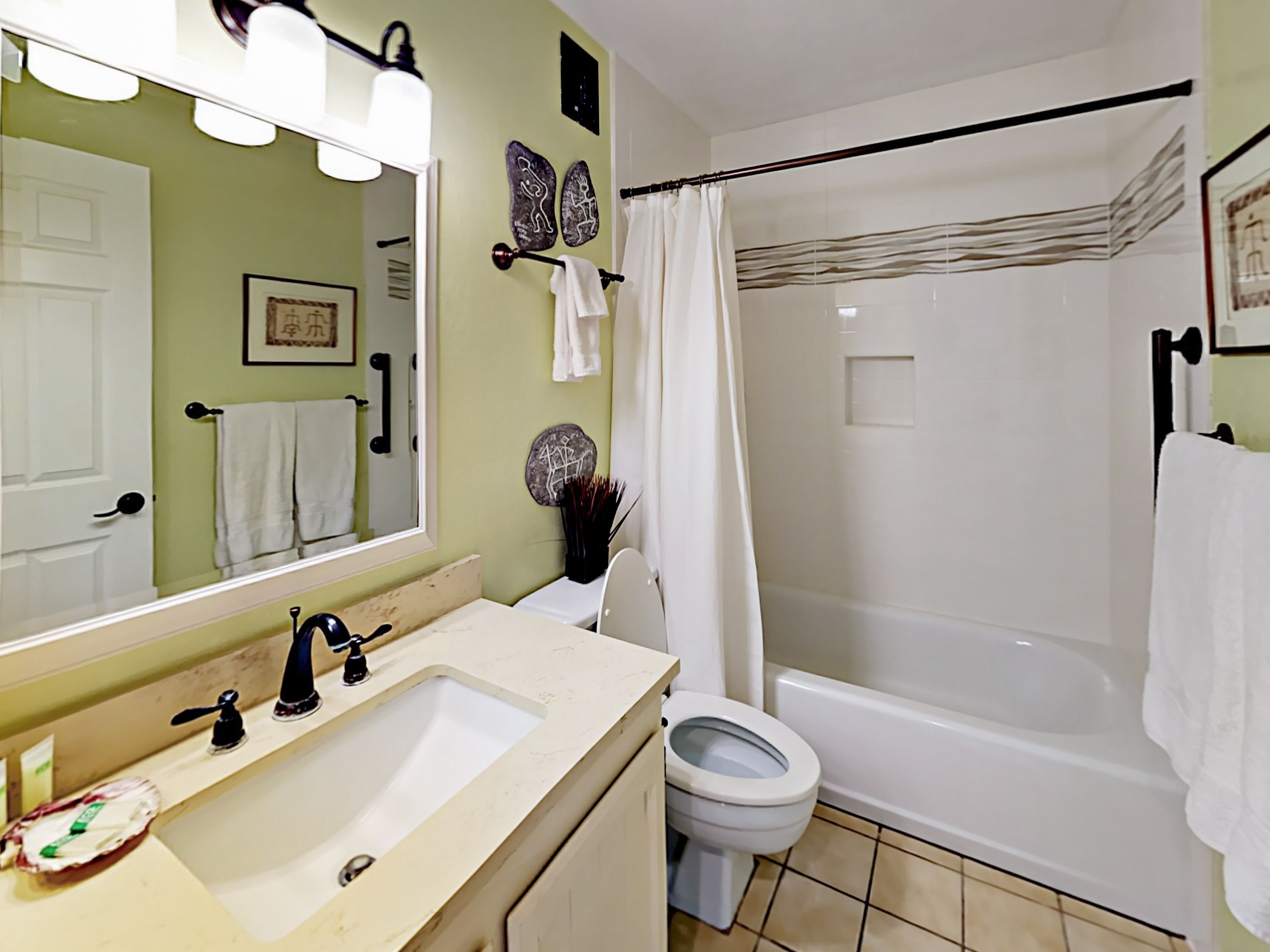 Kona Surf & Racquet Club