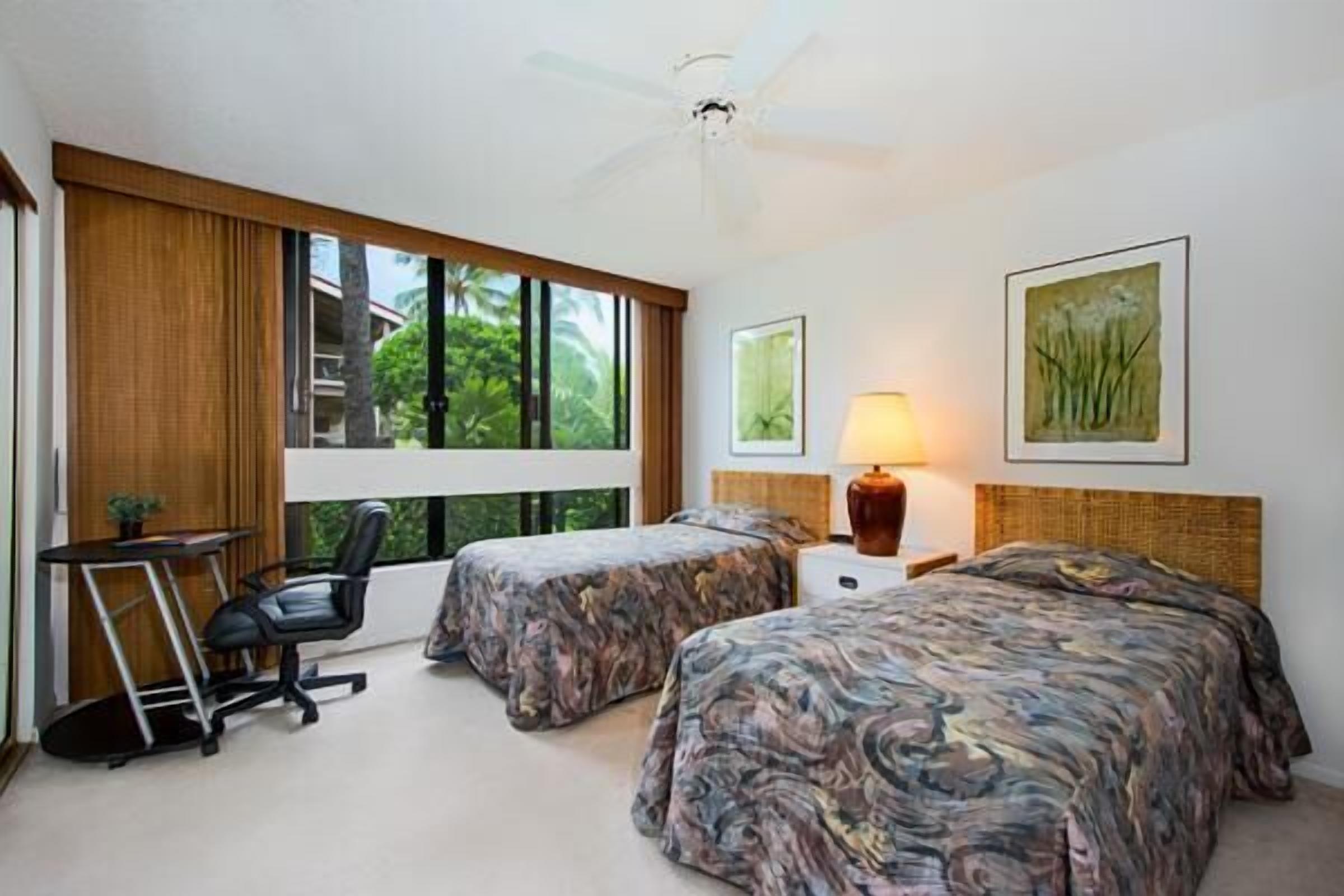 Kona Surf & Racquet Club