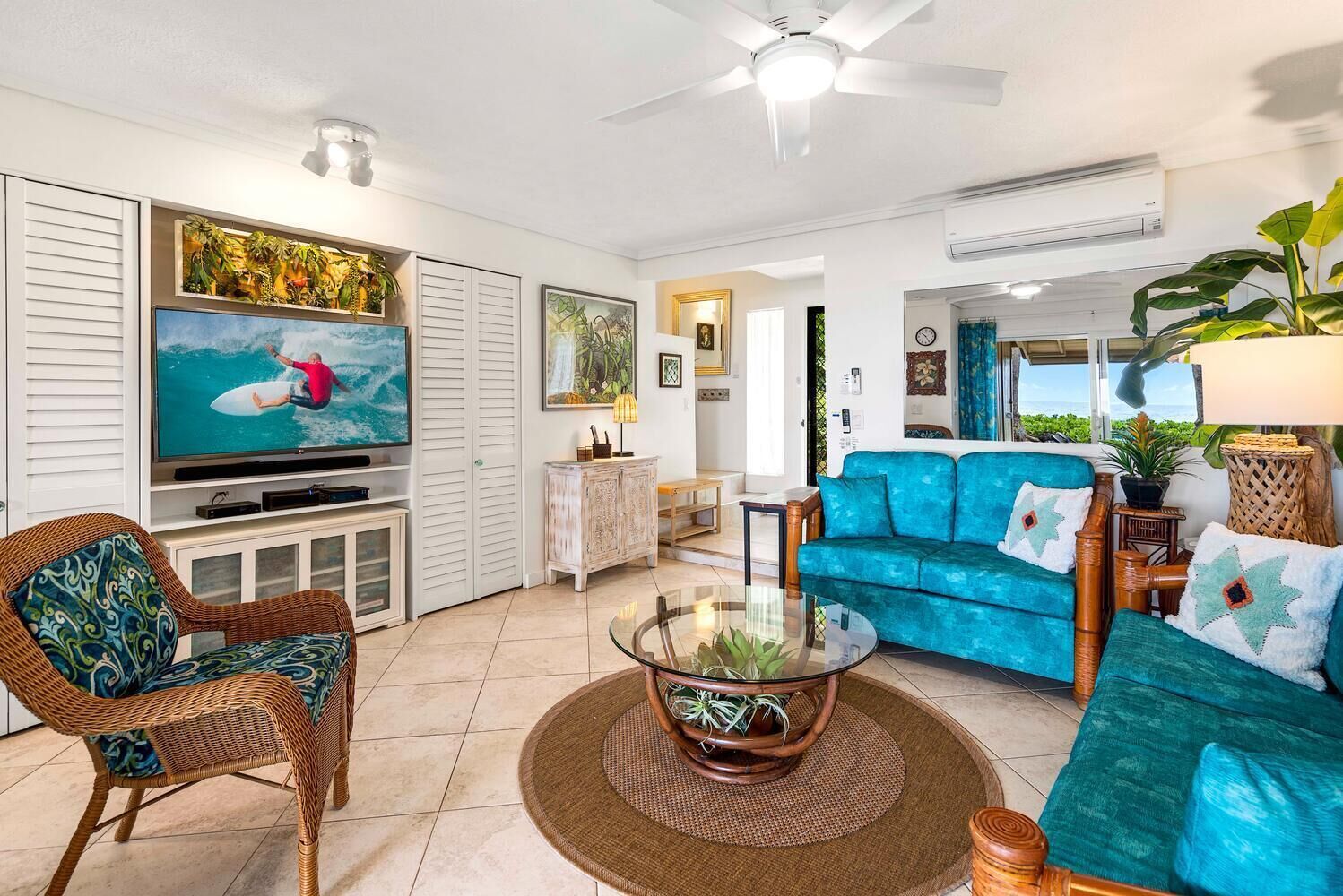 Kona Surf & Racquet Club