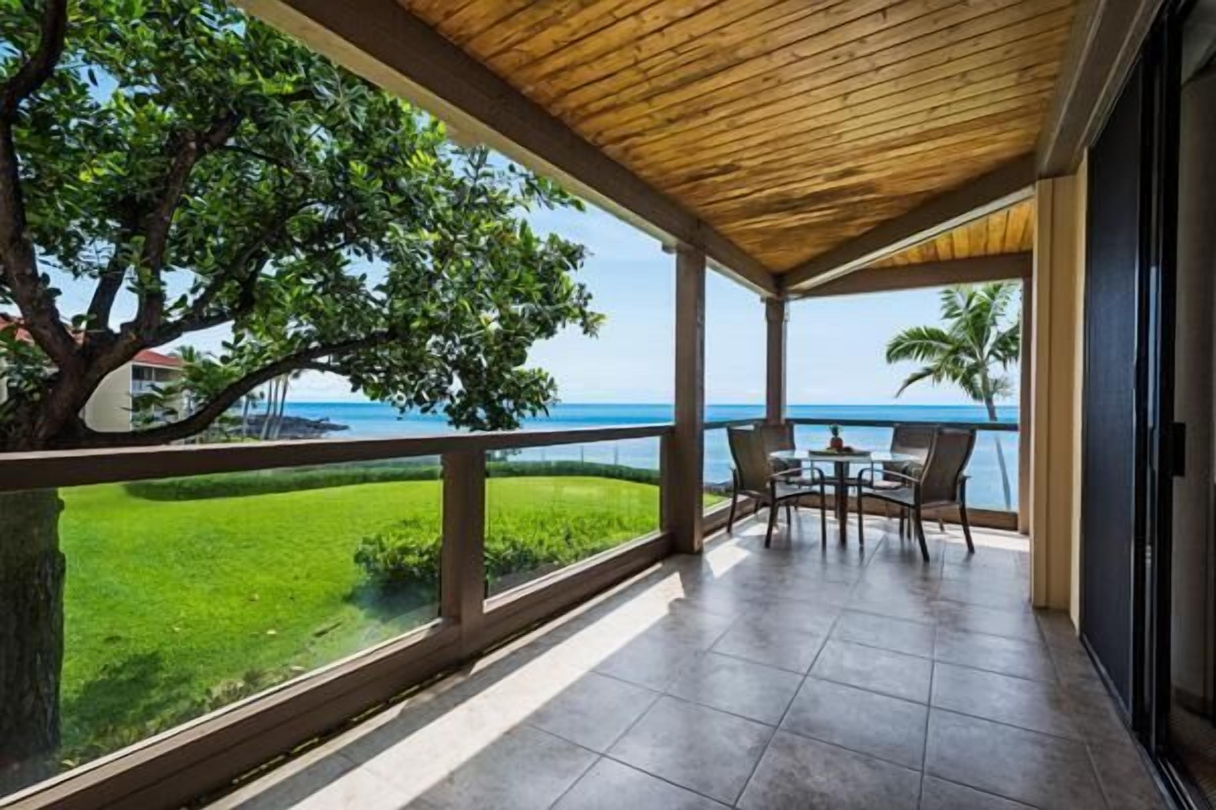 Kona Surf & Racquet Club