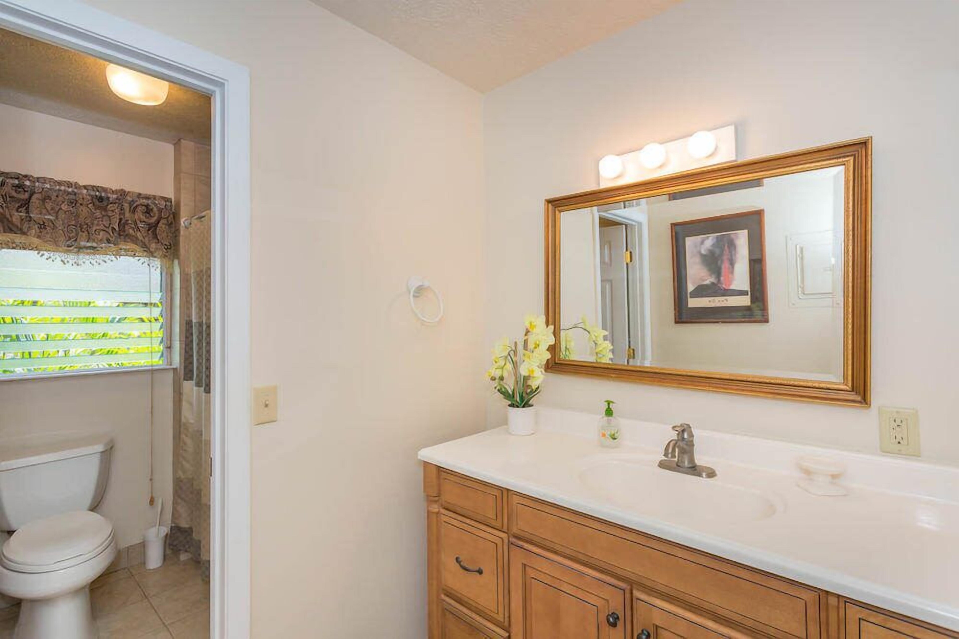 Kona Surf & Racquet Club