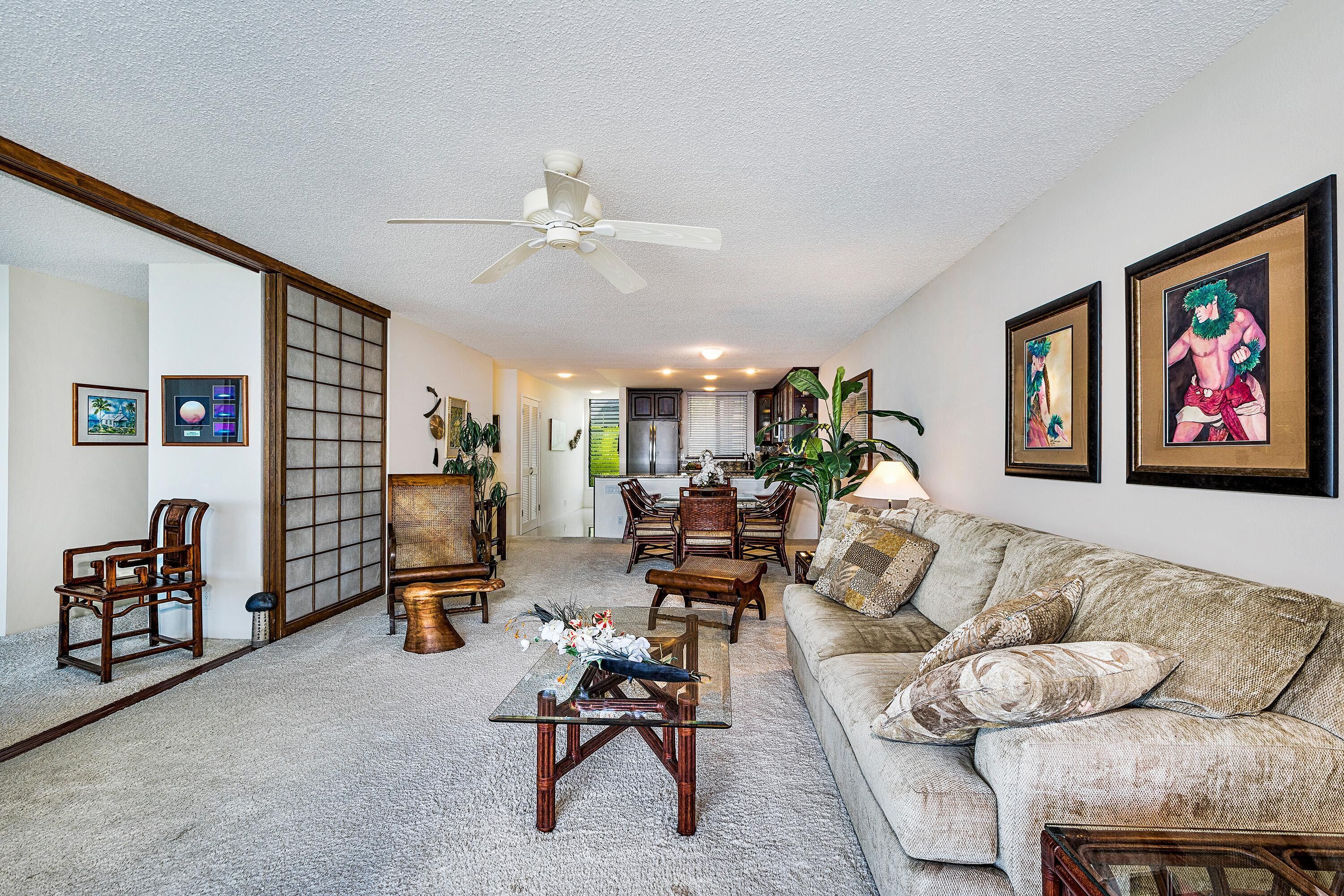 Kona Surf & Racquet Club