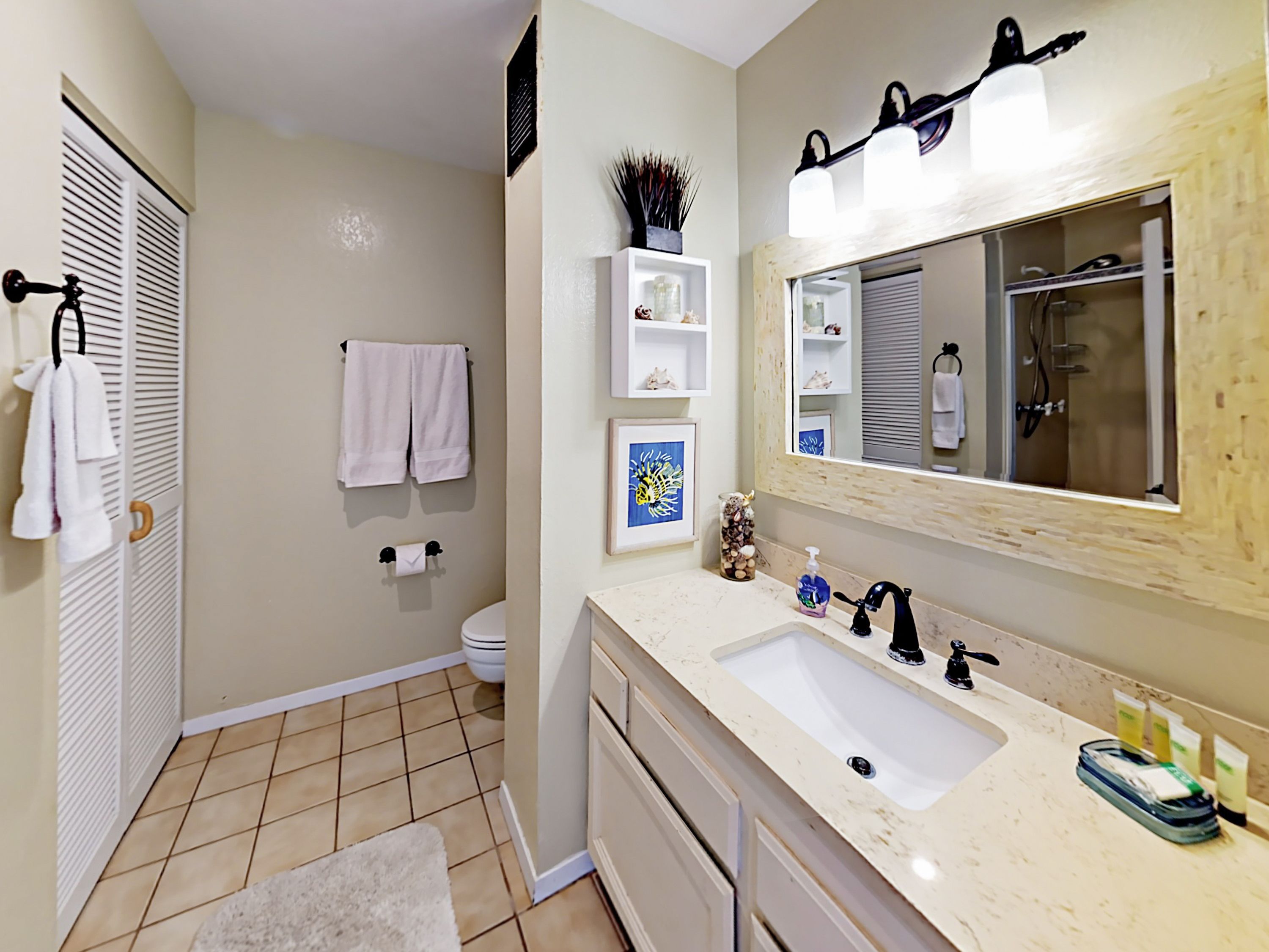 Kona Surf & Racquet Club