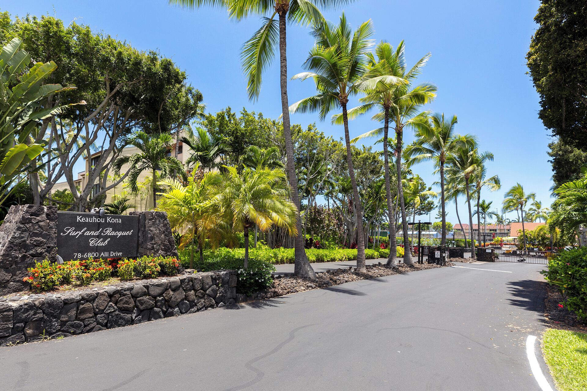 Kona Surf & Racquet Club
