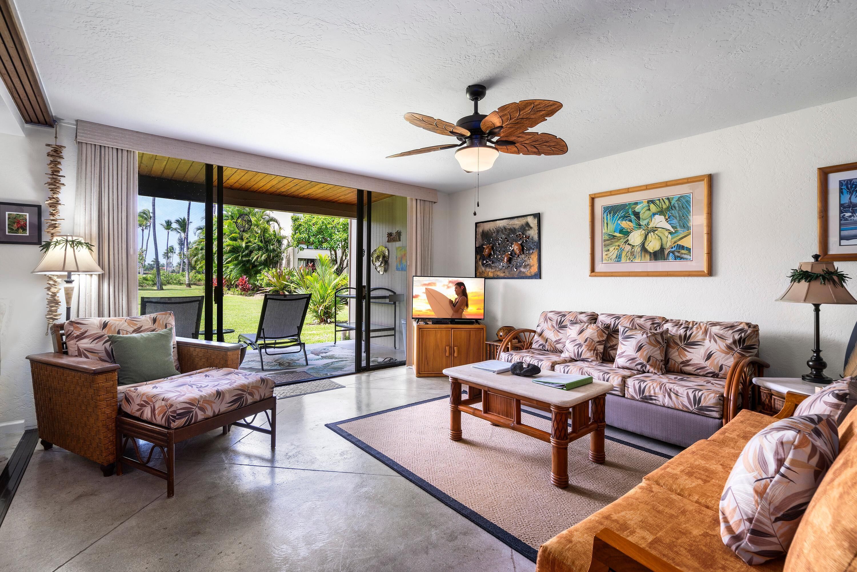 Kona Surf & Racquet Club