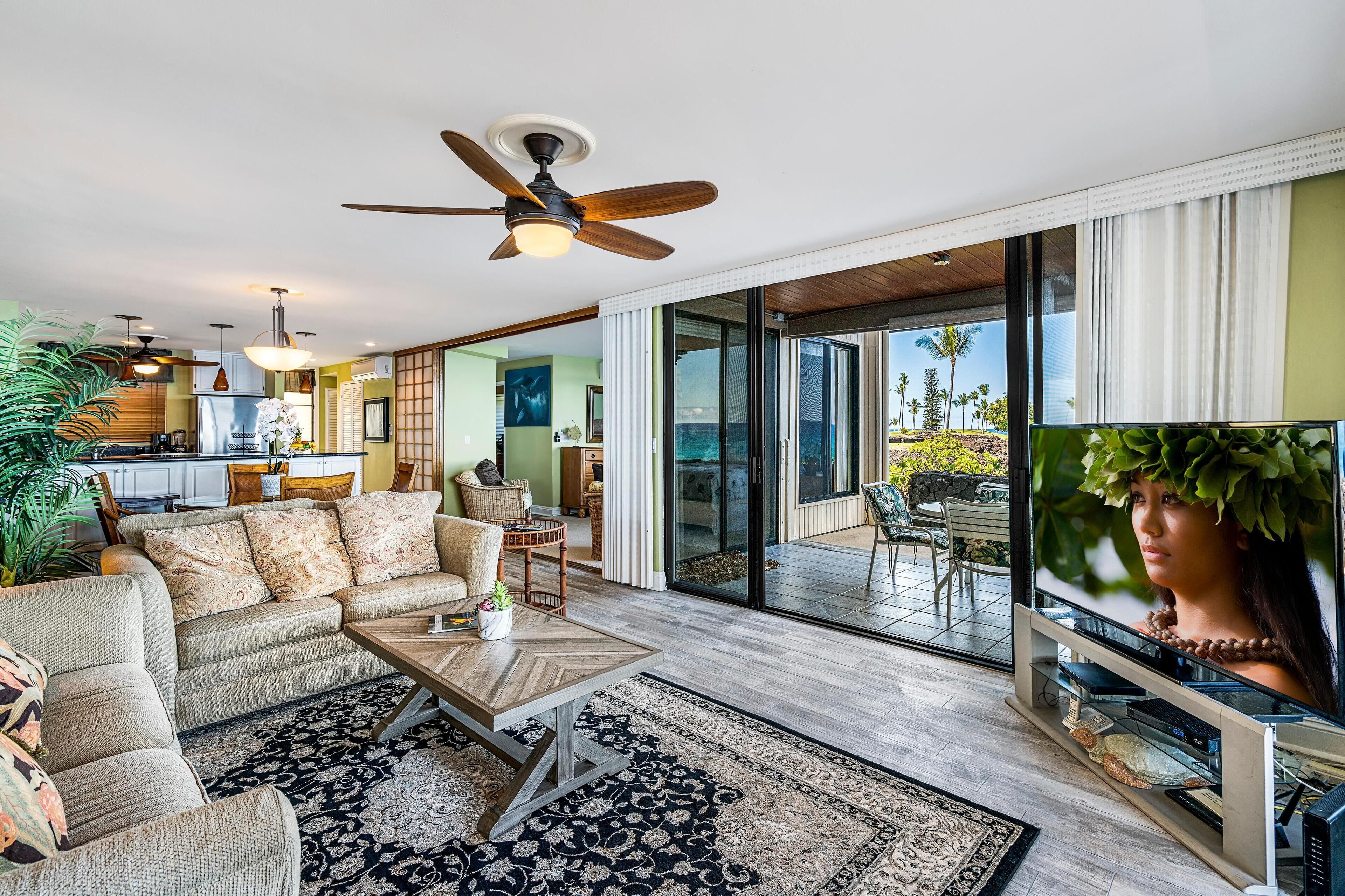 Kona Surf & Racquet Club