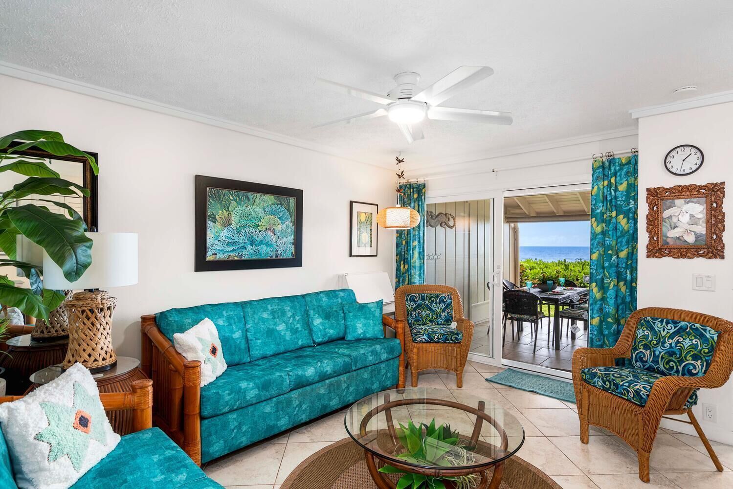 Kona Surf & Racquet Club