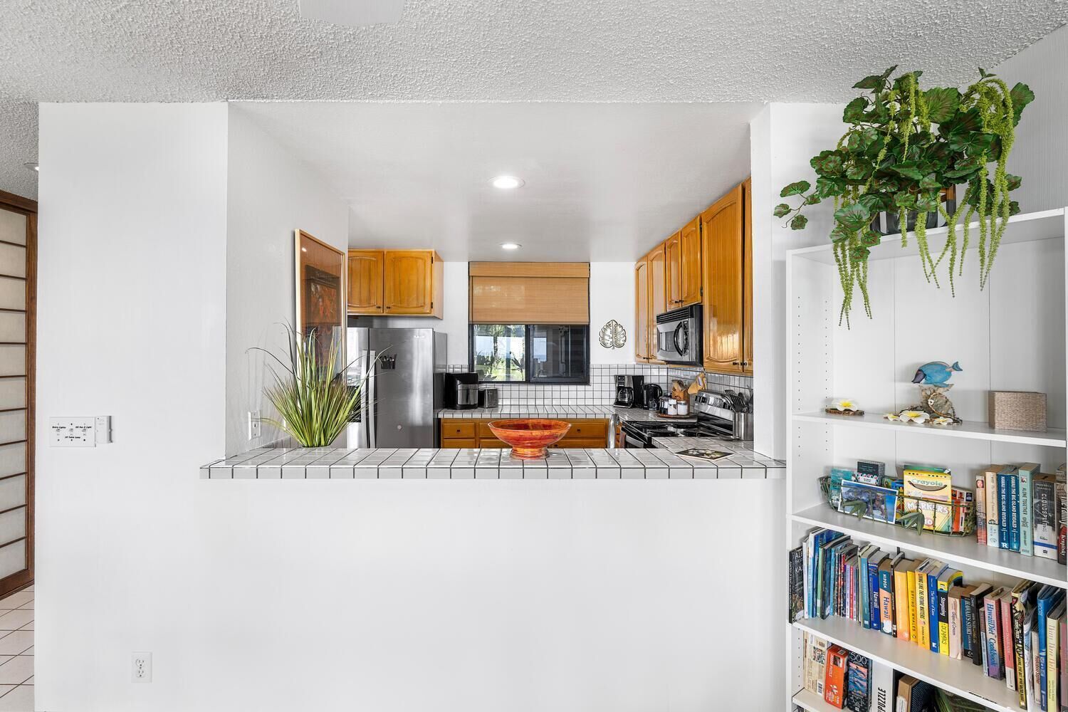 Kona Surf & Racquet Club