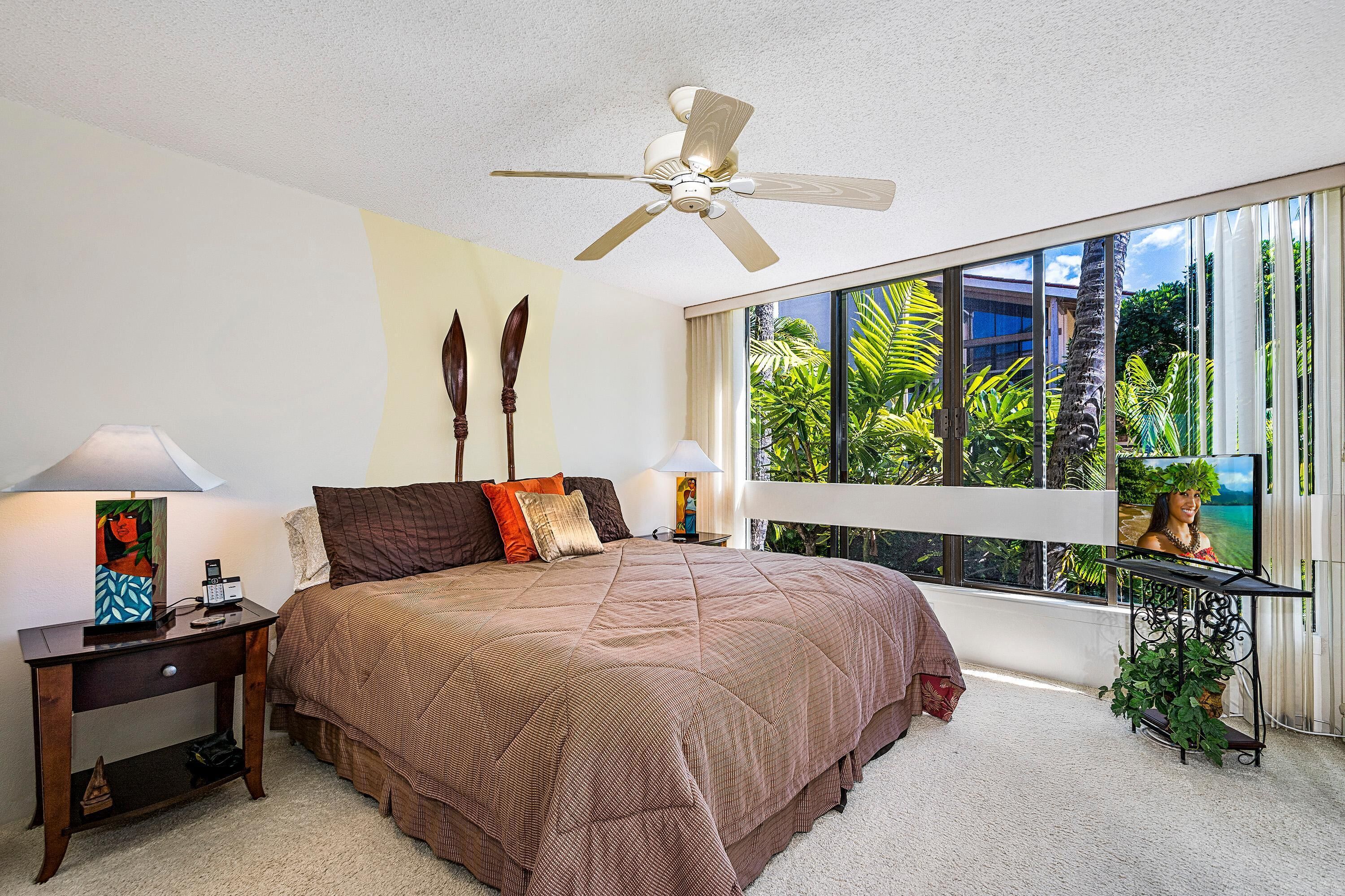 Kona Surf & Racquet Club