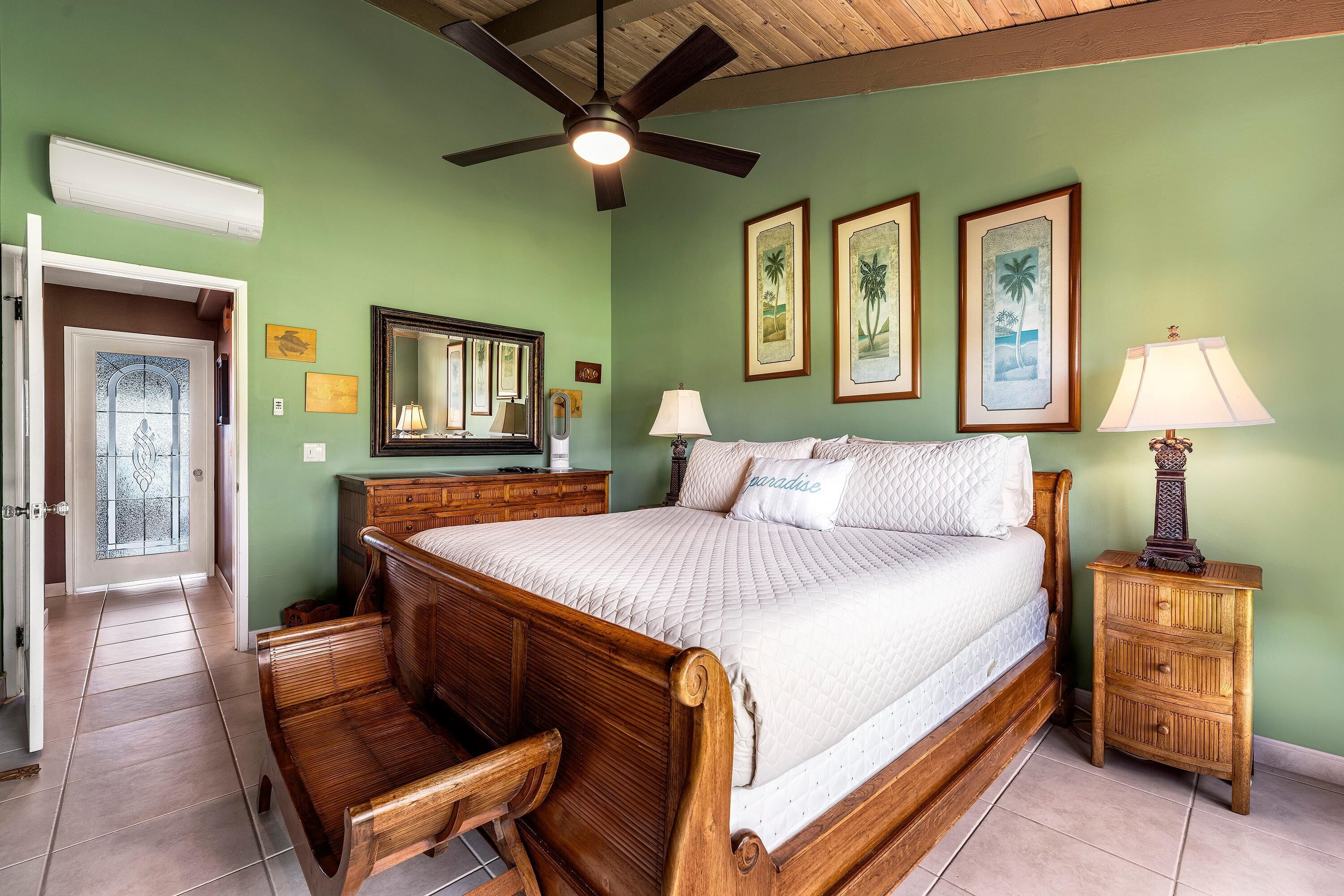 Kona Surf & Racquet Club