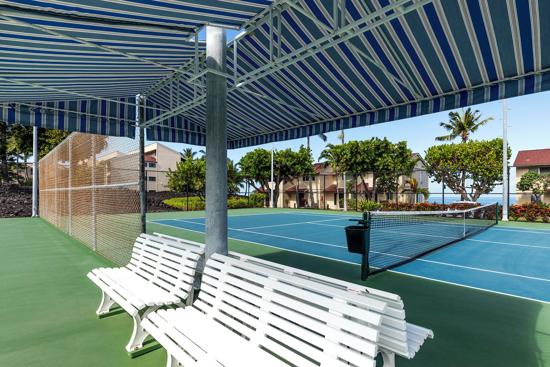 Kona Surf & Racquet Club