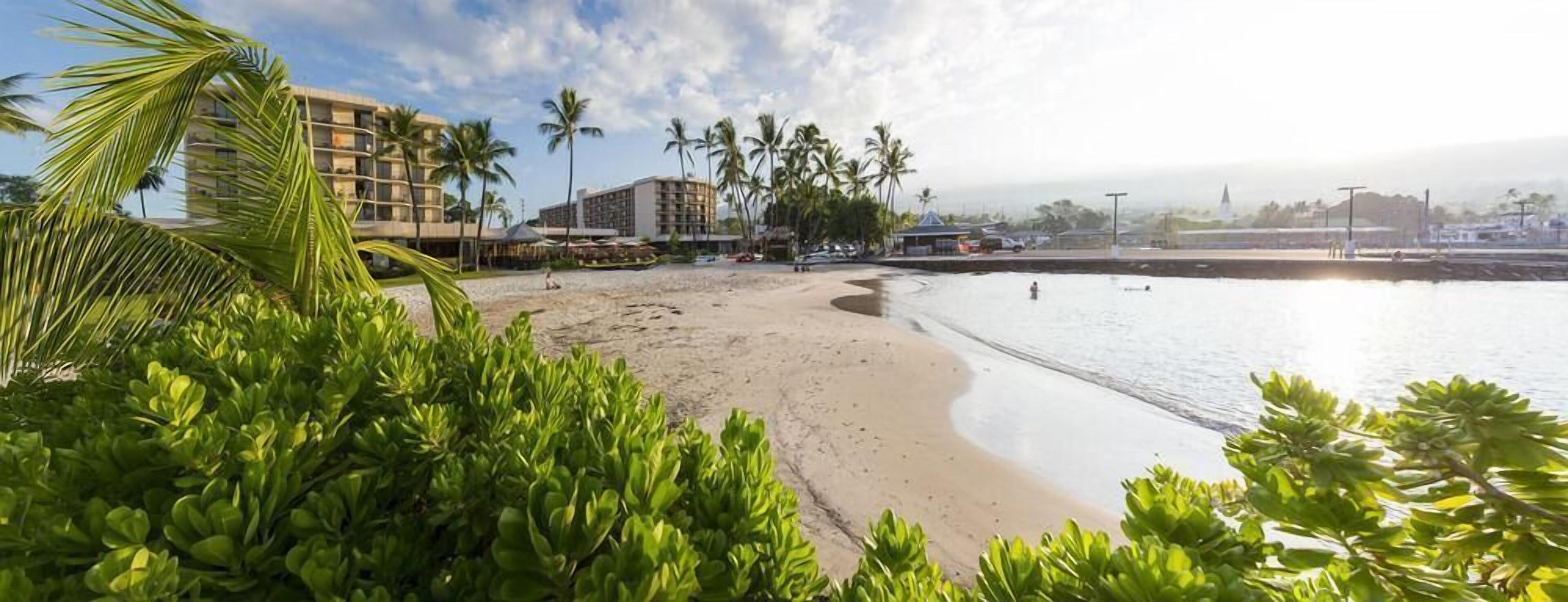 Kona Surf & Racquet Club