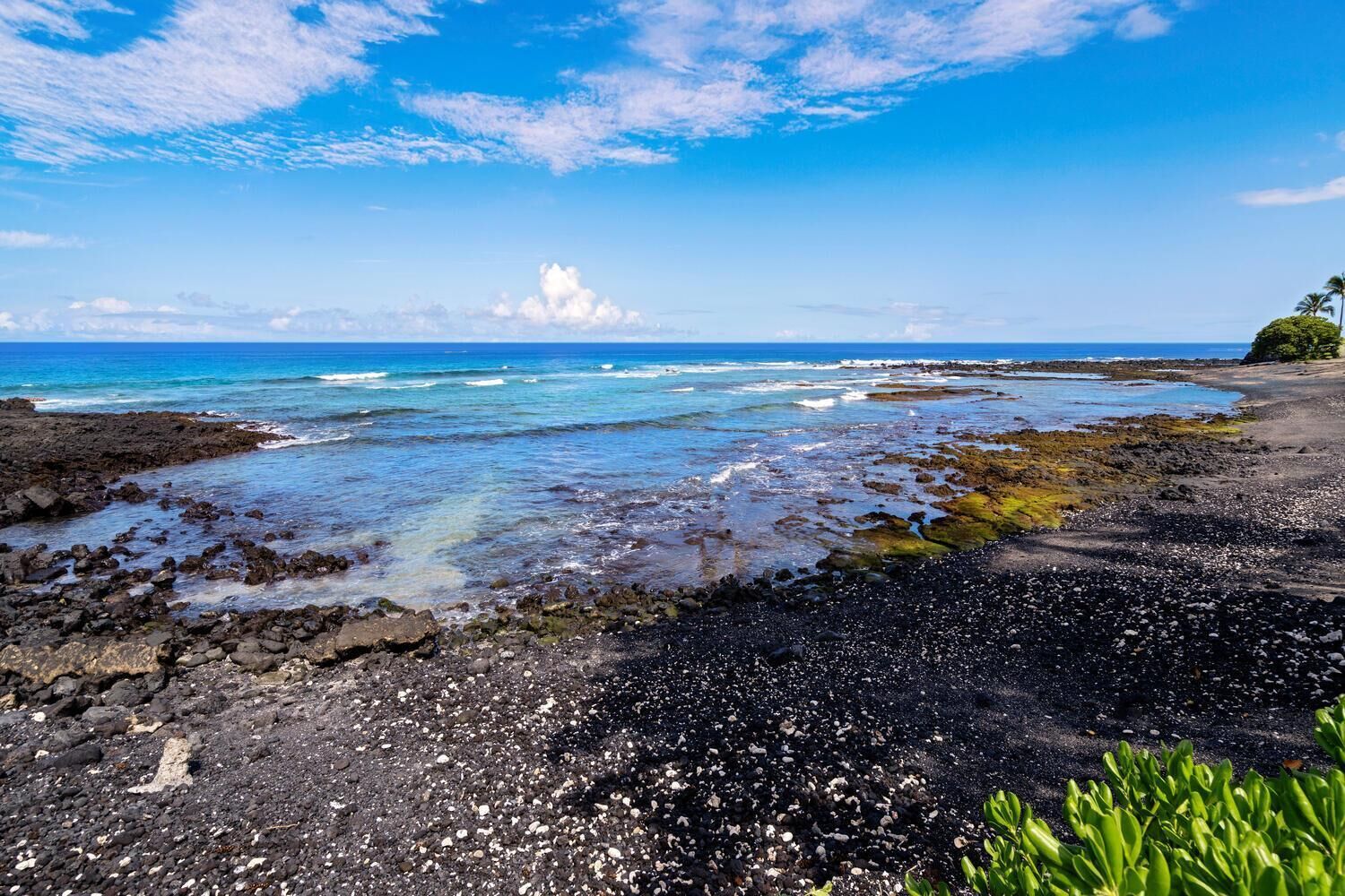 Kona Surf & Racquet Club