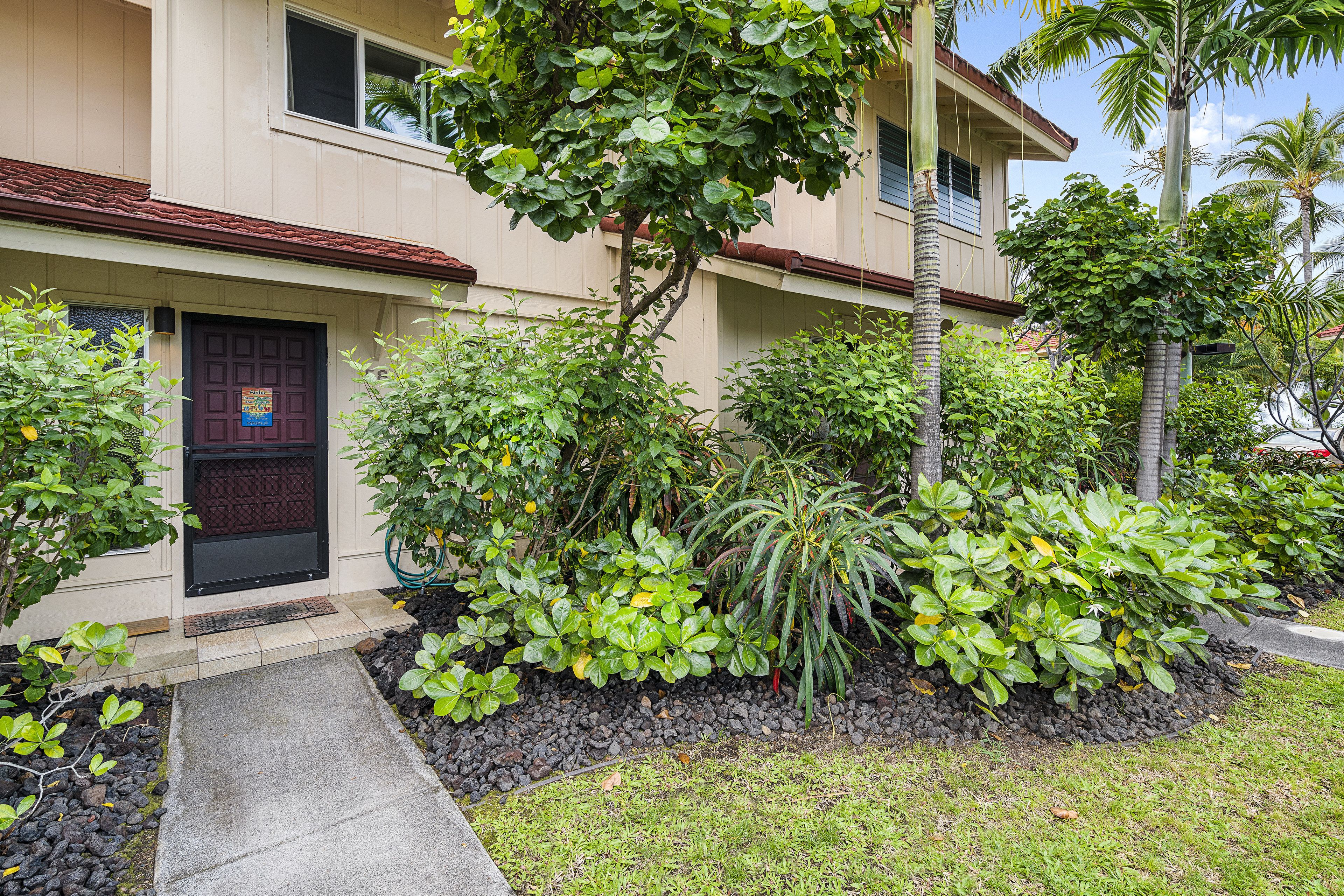 Kona Surf & Racquet Club