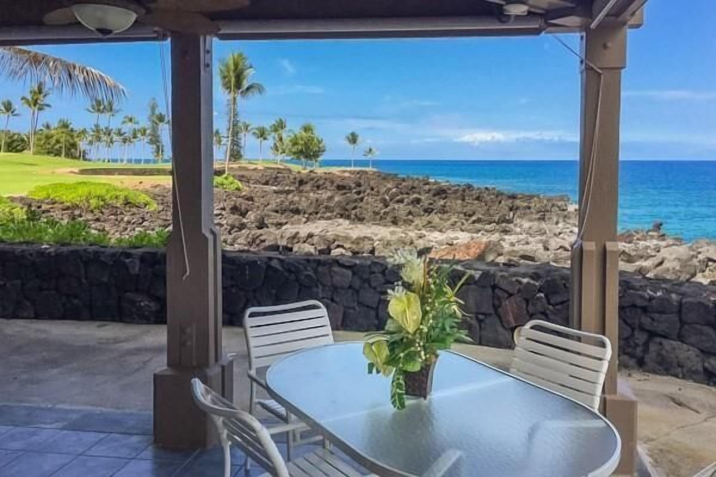 Kona Surf & Racquet Club