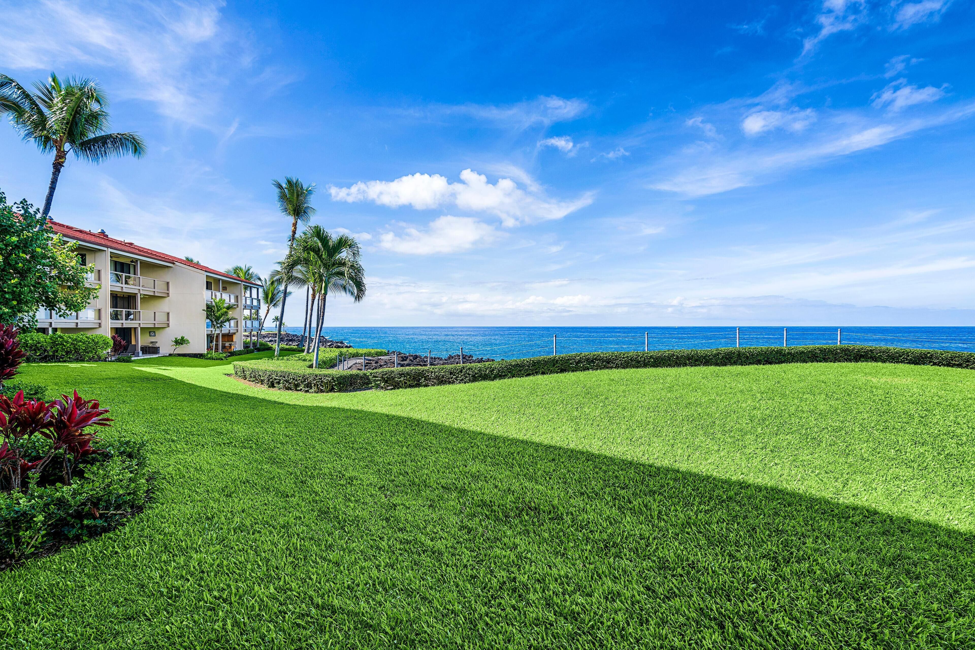 Kona Surf & Racquet Club