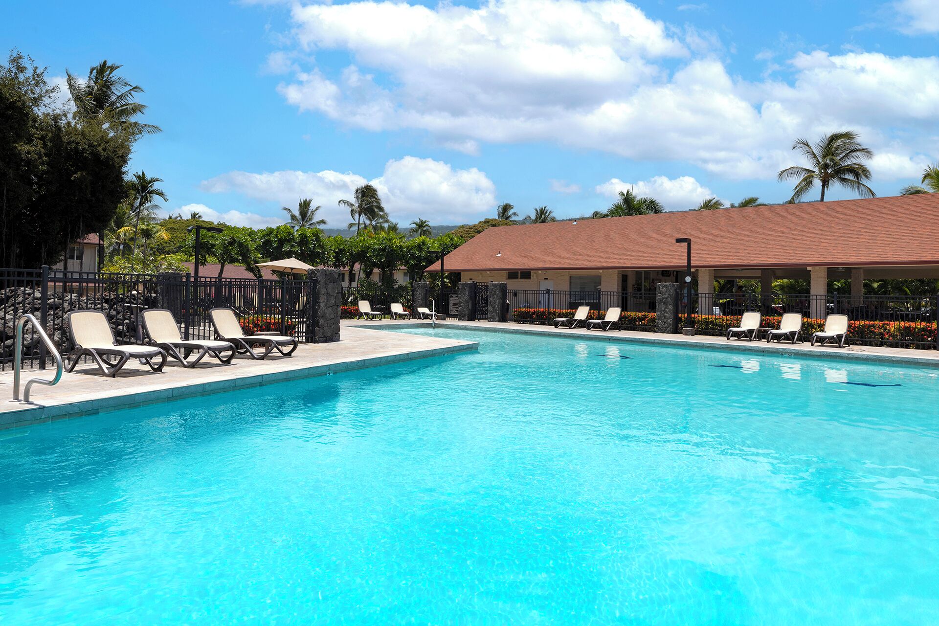 Kona Surf & Racquet Club