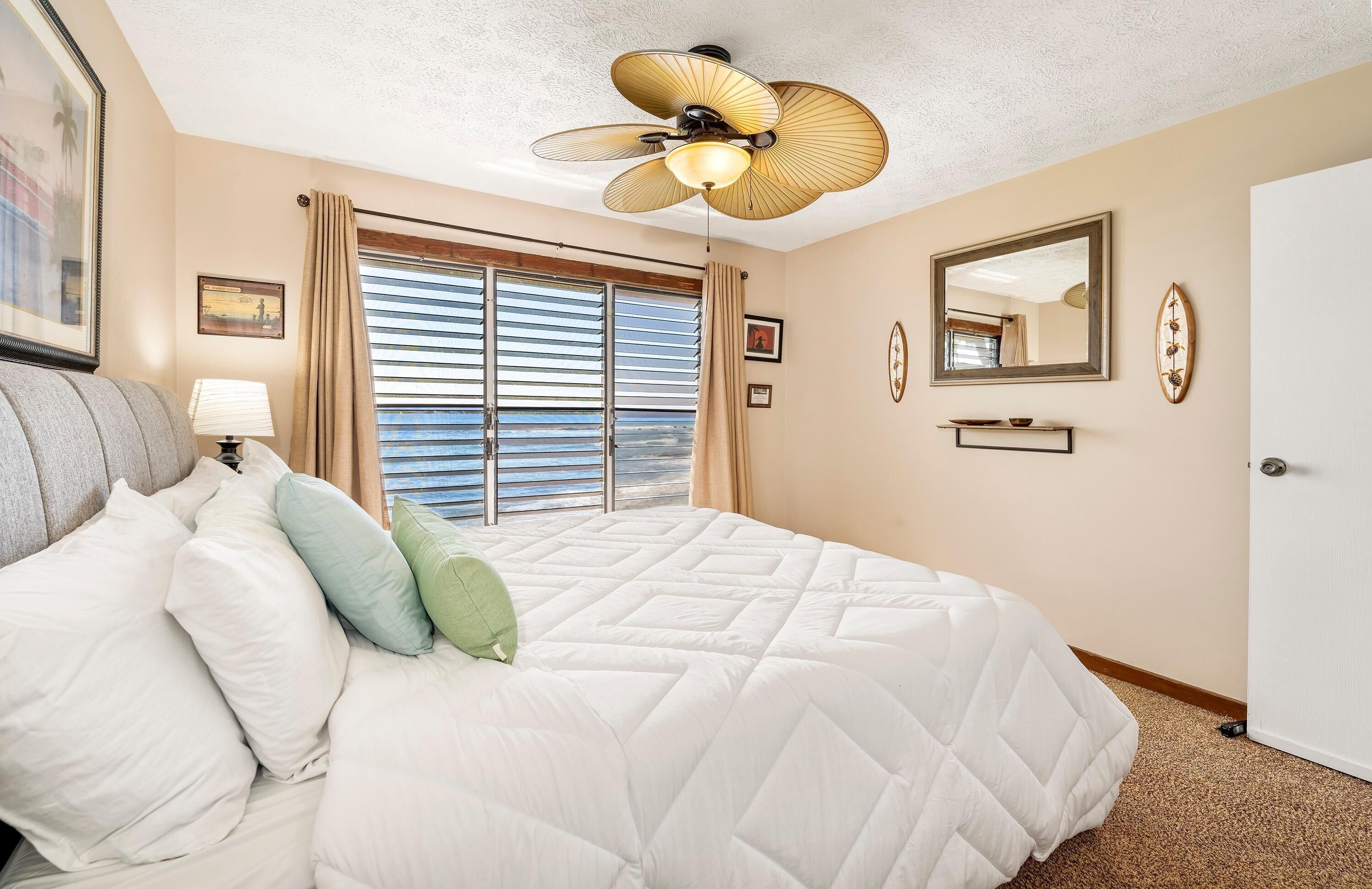 Kona Surf & Racquet Club