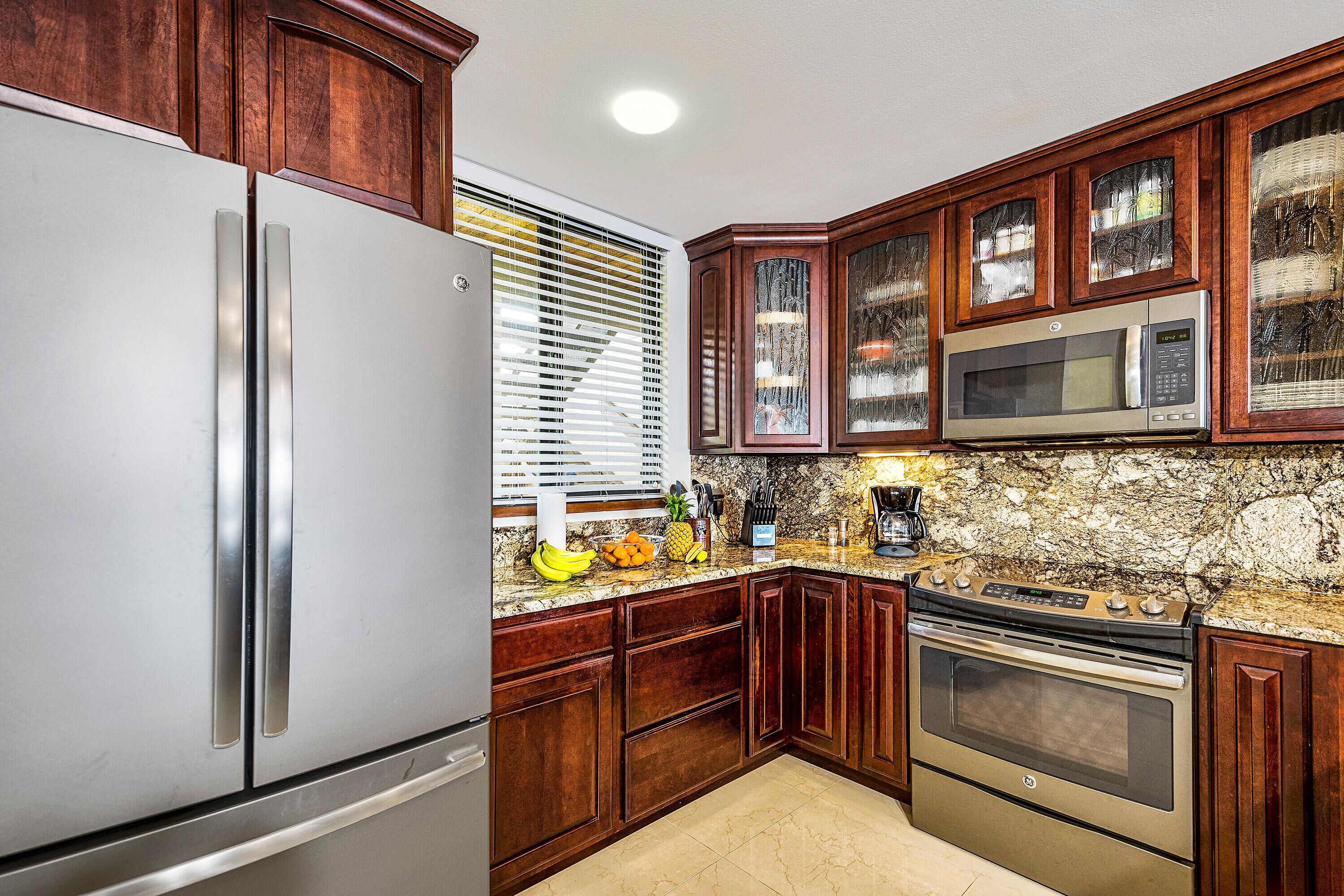 Kona Surf & Racquet Club