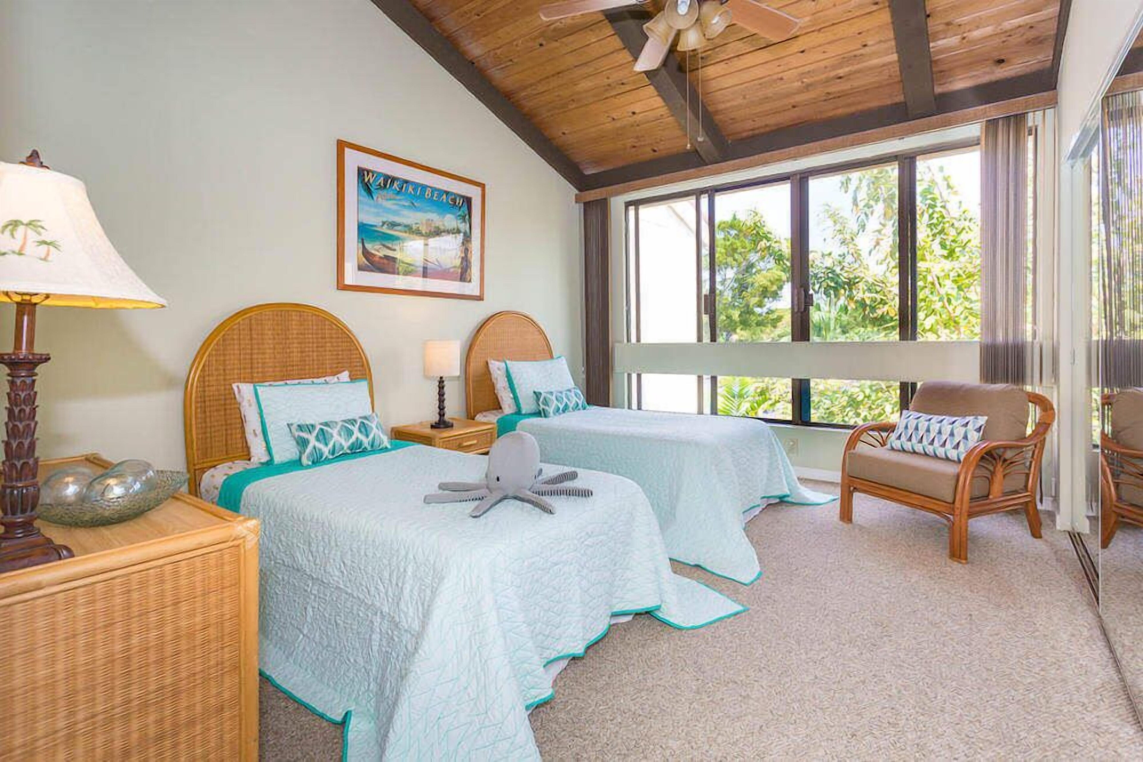 Kona Surf & Racquet Club