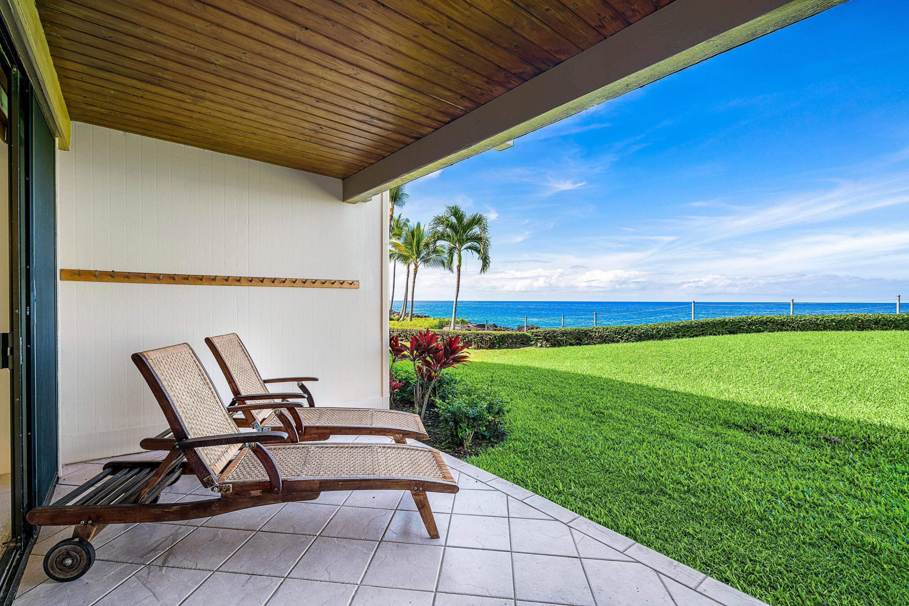 Kona Surf & Racquet Club