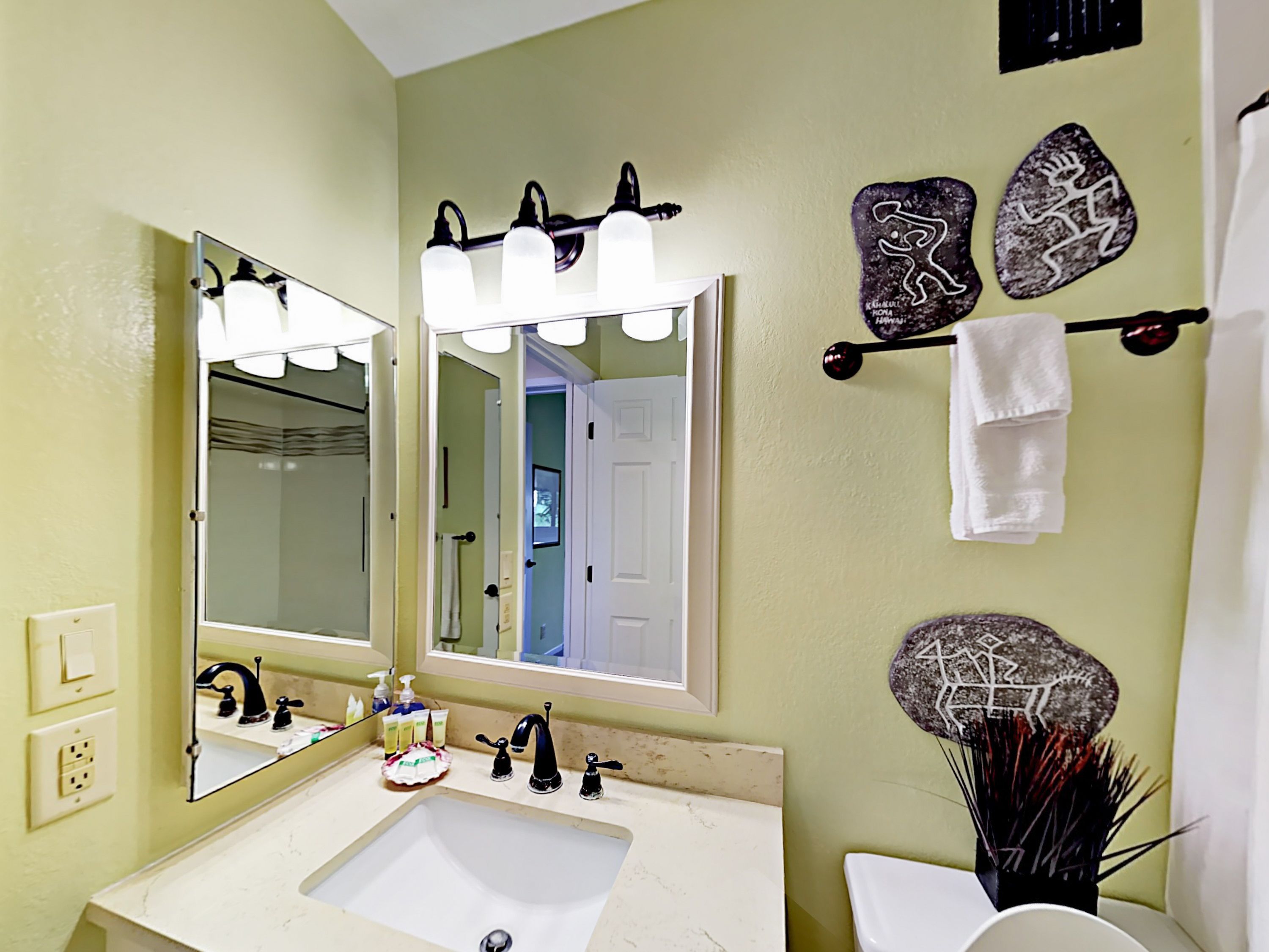 Kona Surf & Racquet Club