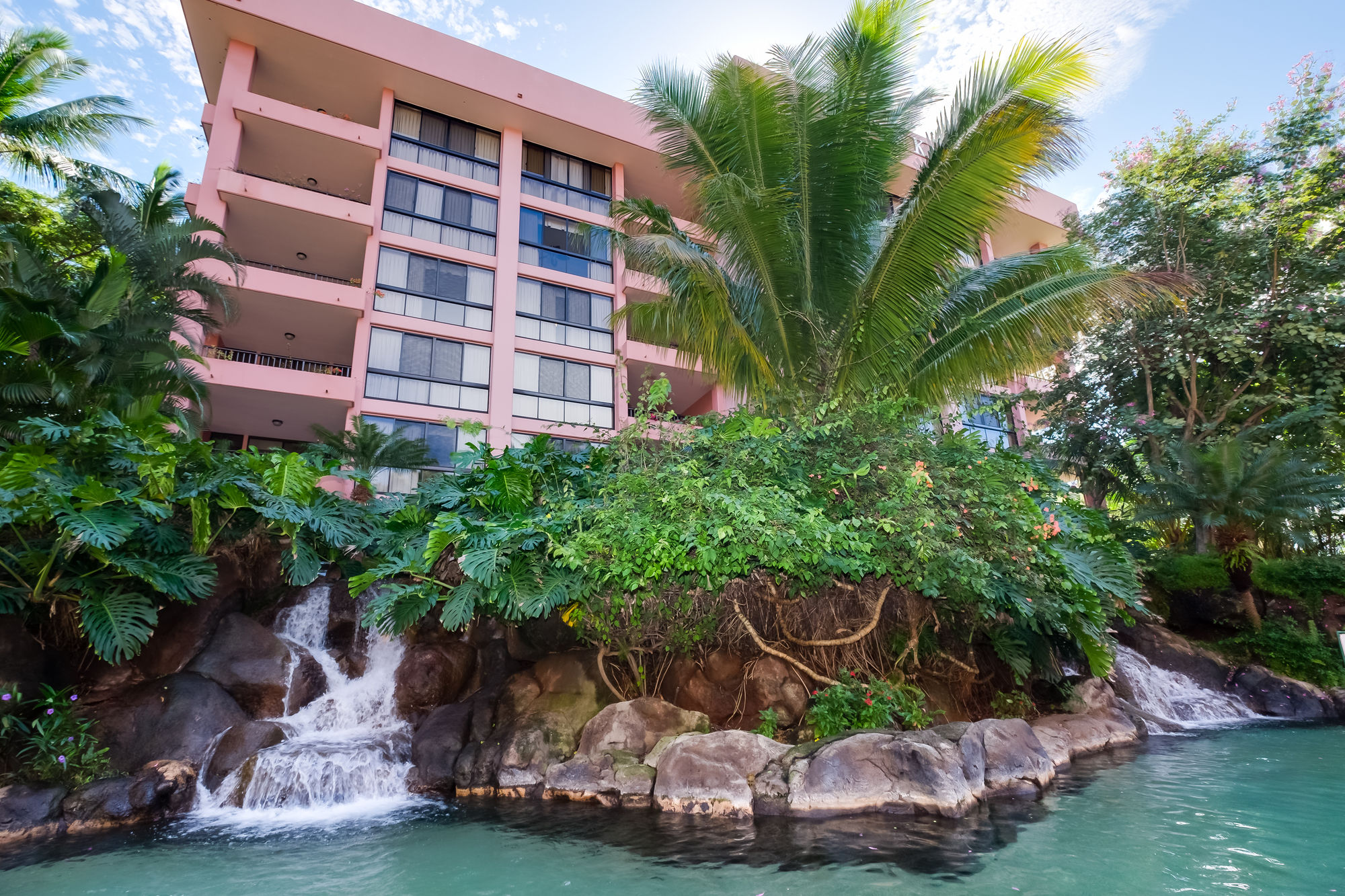Kahana Falls