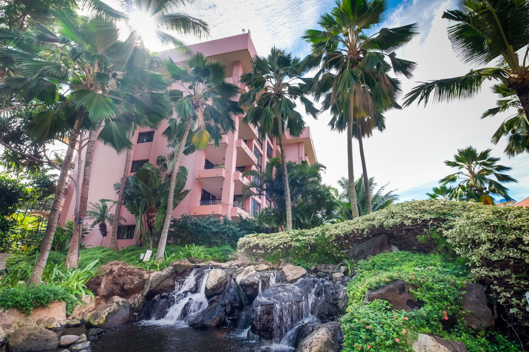Kahana Falls