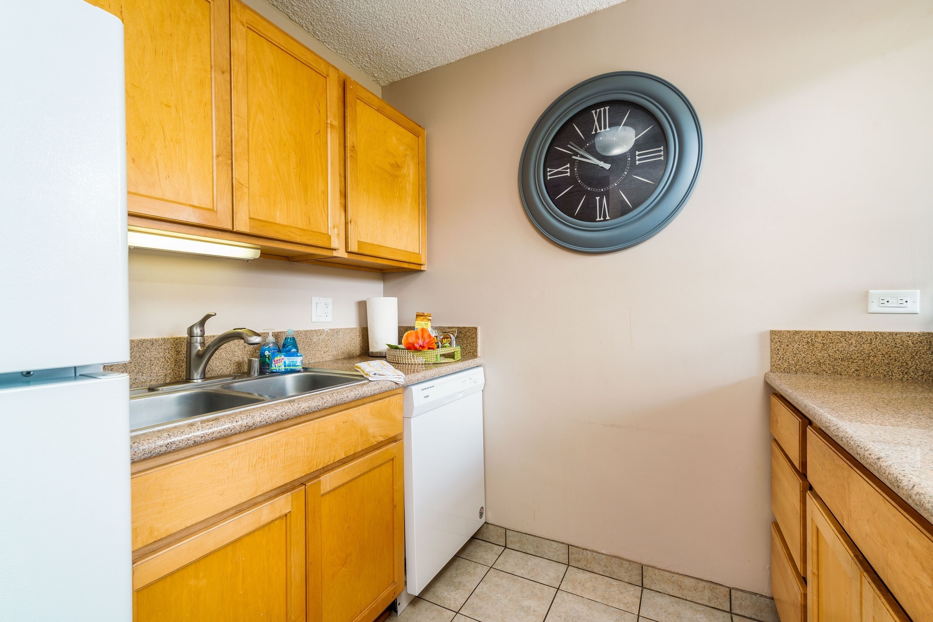 Kahana Manor by Redawning