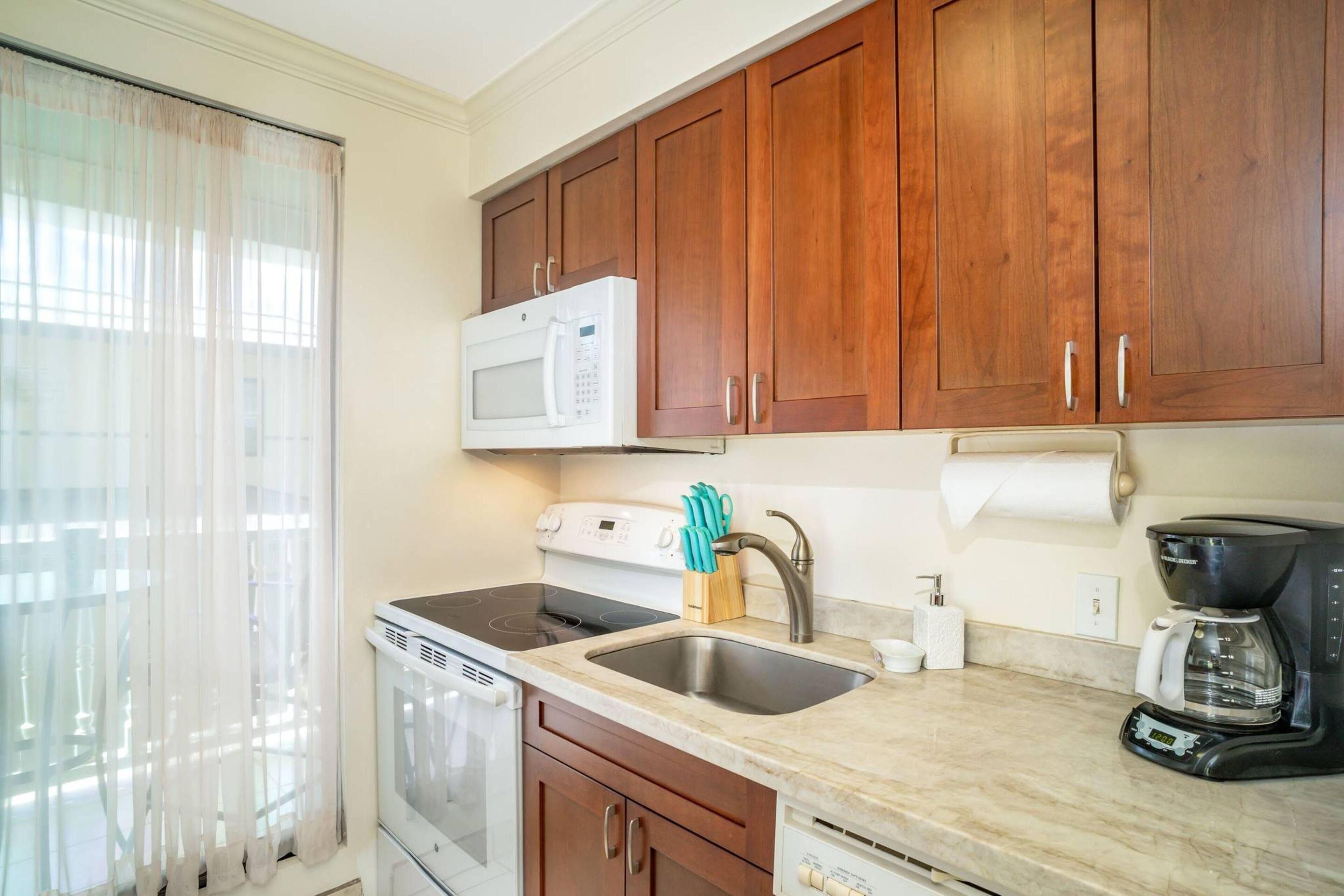 Lahaina Shores Beach Resort by Coldwell Banker Island Vacations