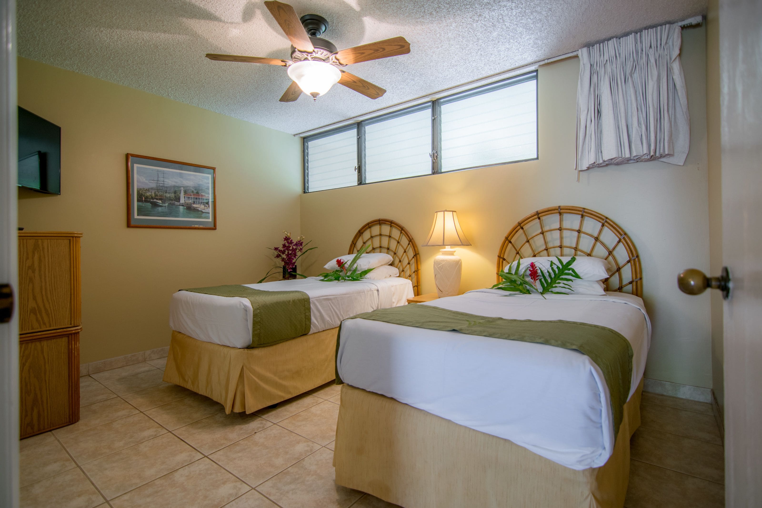 Papakea Ocean Front Resort