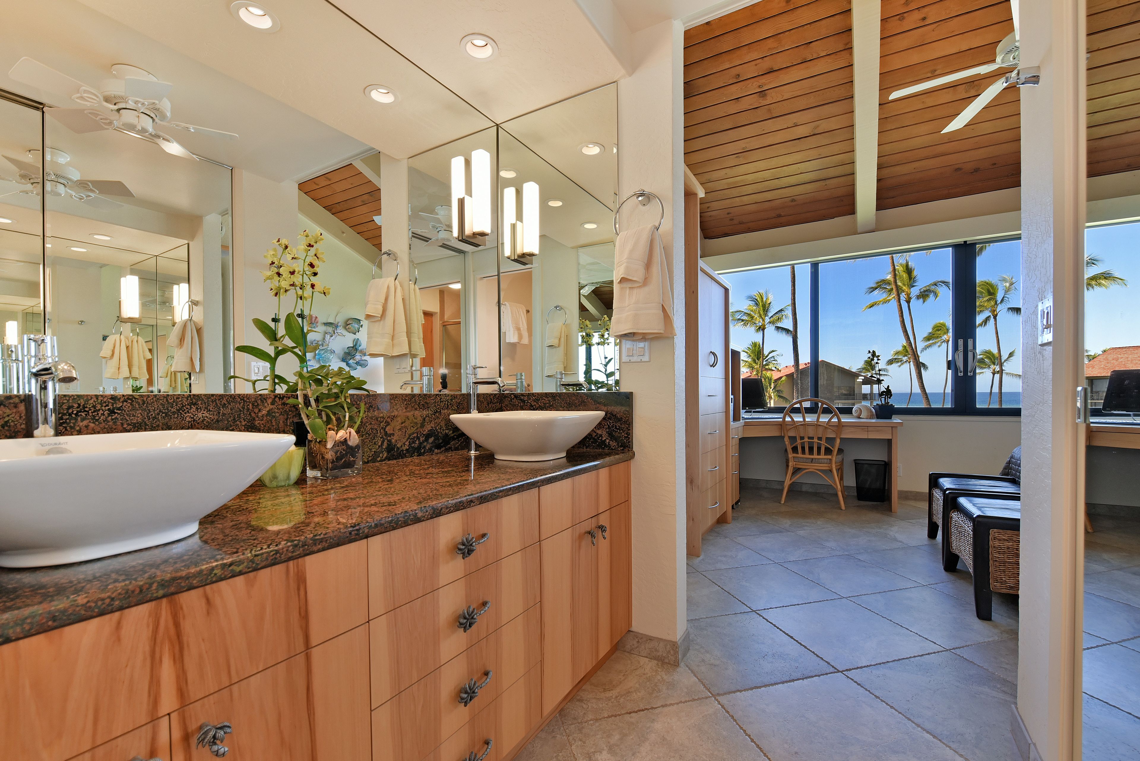 Papakea Ocean Front Resort