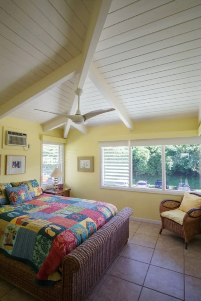 Hale Kipa | Perched on the Bluffs