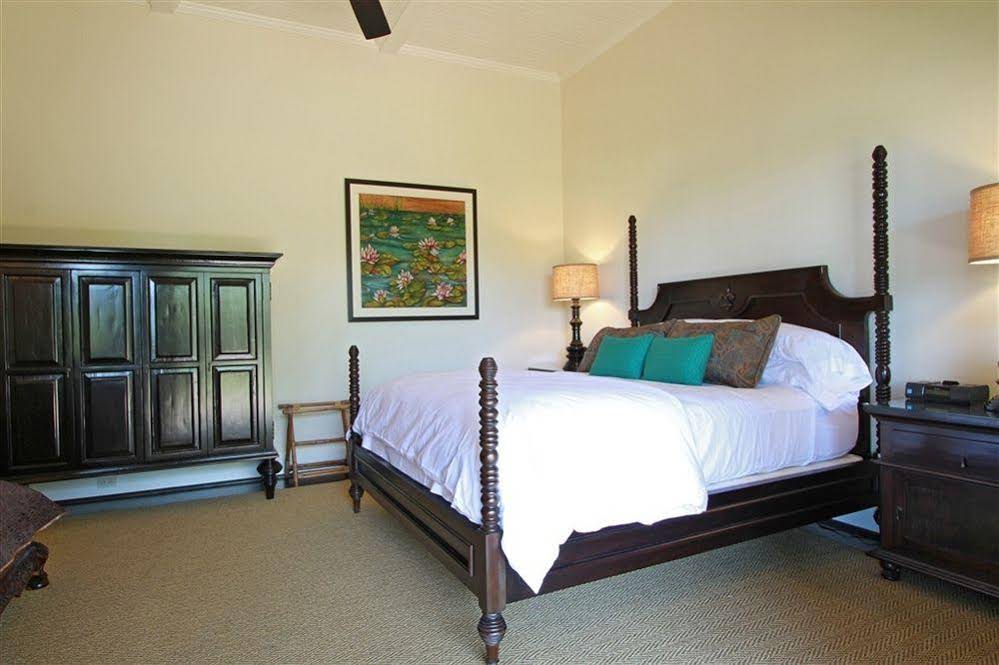 Lumeria Maui Retreat