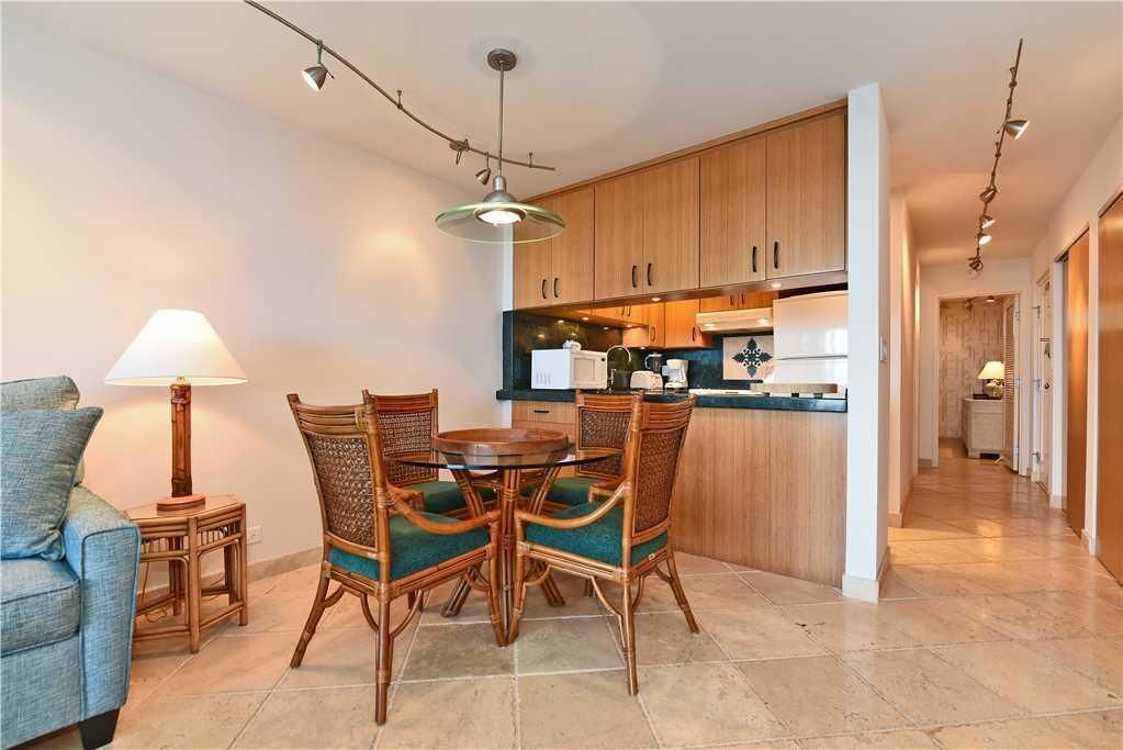 Makani Sands by RedAwning