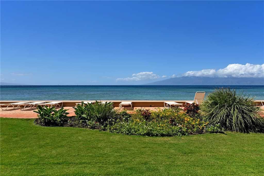 Makani Sands by RedAwning