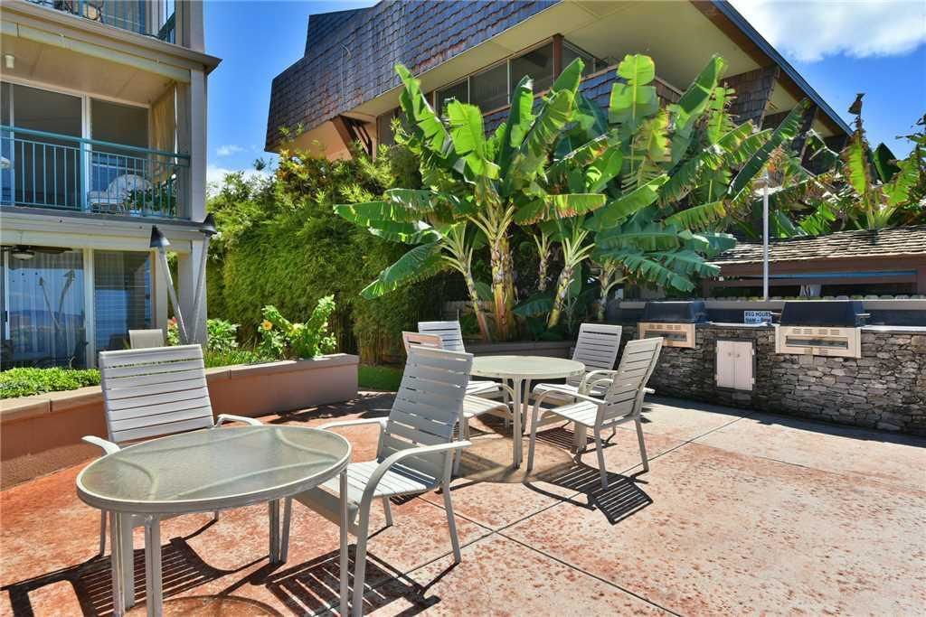 Makani Sands by RedAwning