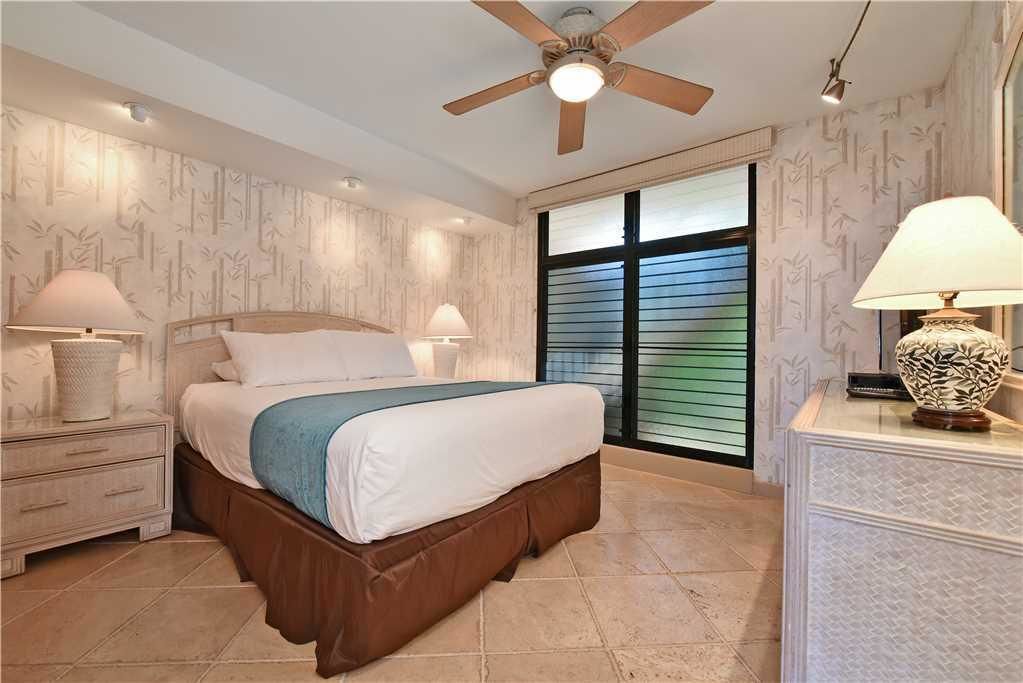 Makani Sands by RedAwning