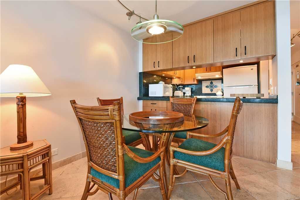 Makani Sands by RedAwning