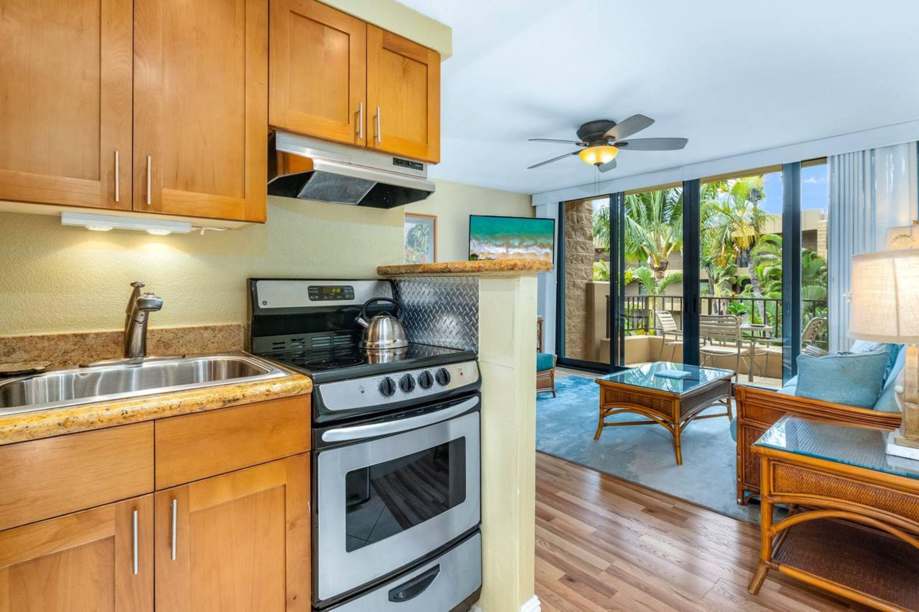 Paki Maui by Coldwell Banker Island Vacations