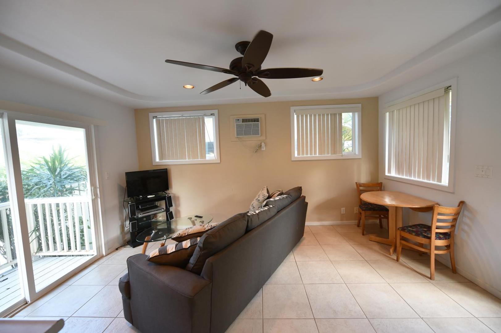 Waimanalo Beach Cottages