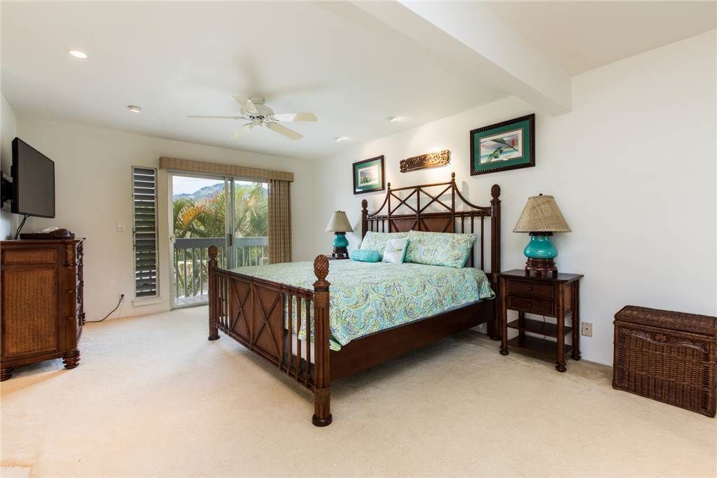 Puamana by RedAwning