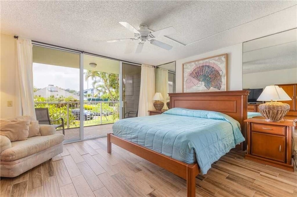 The Cliffs at Princeville by RedAwning