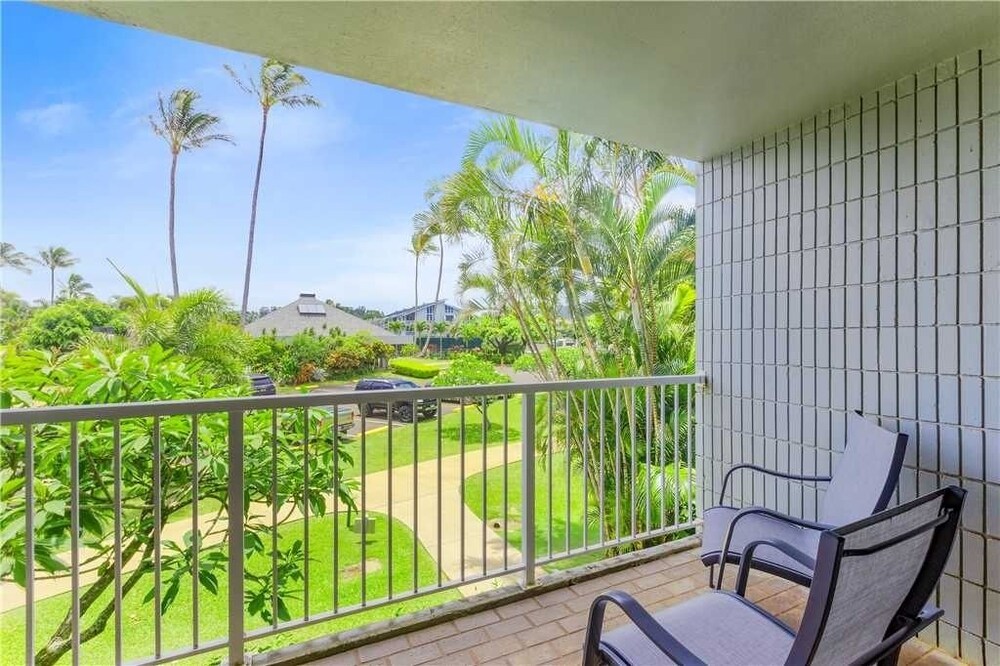 The Cliffs at Princeville by RedAwning