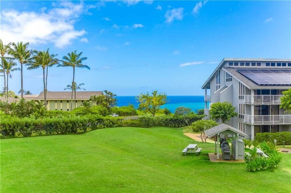 The Cliffs at Princeville by RedAwning