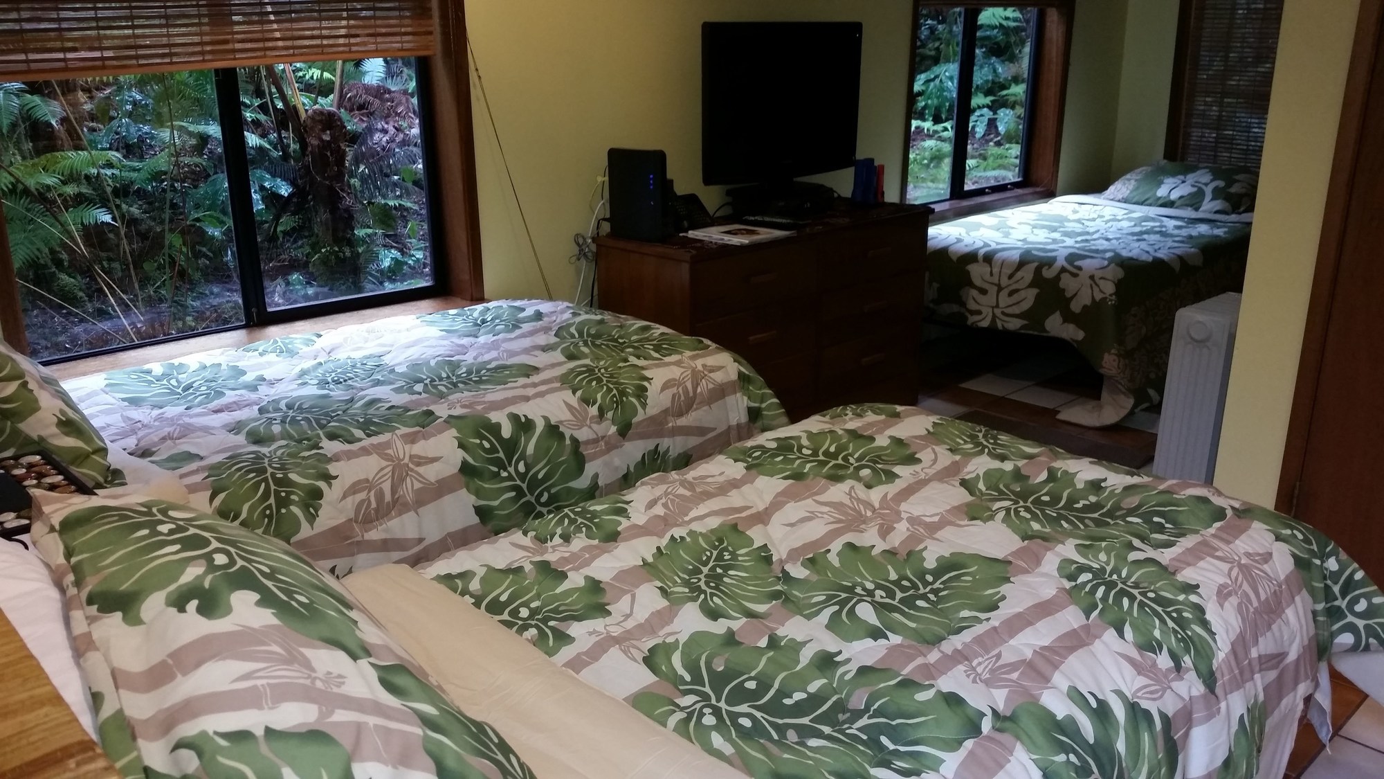 The Guest Cottages at Volcano Acres Tree House