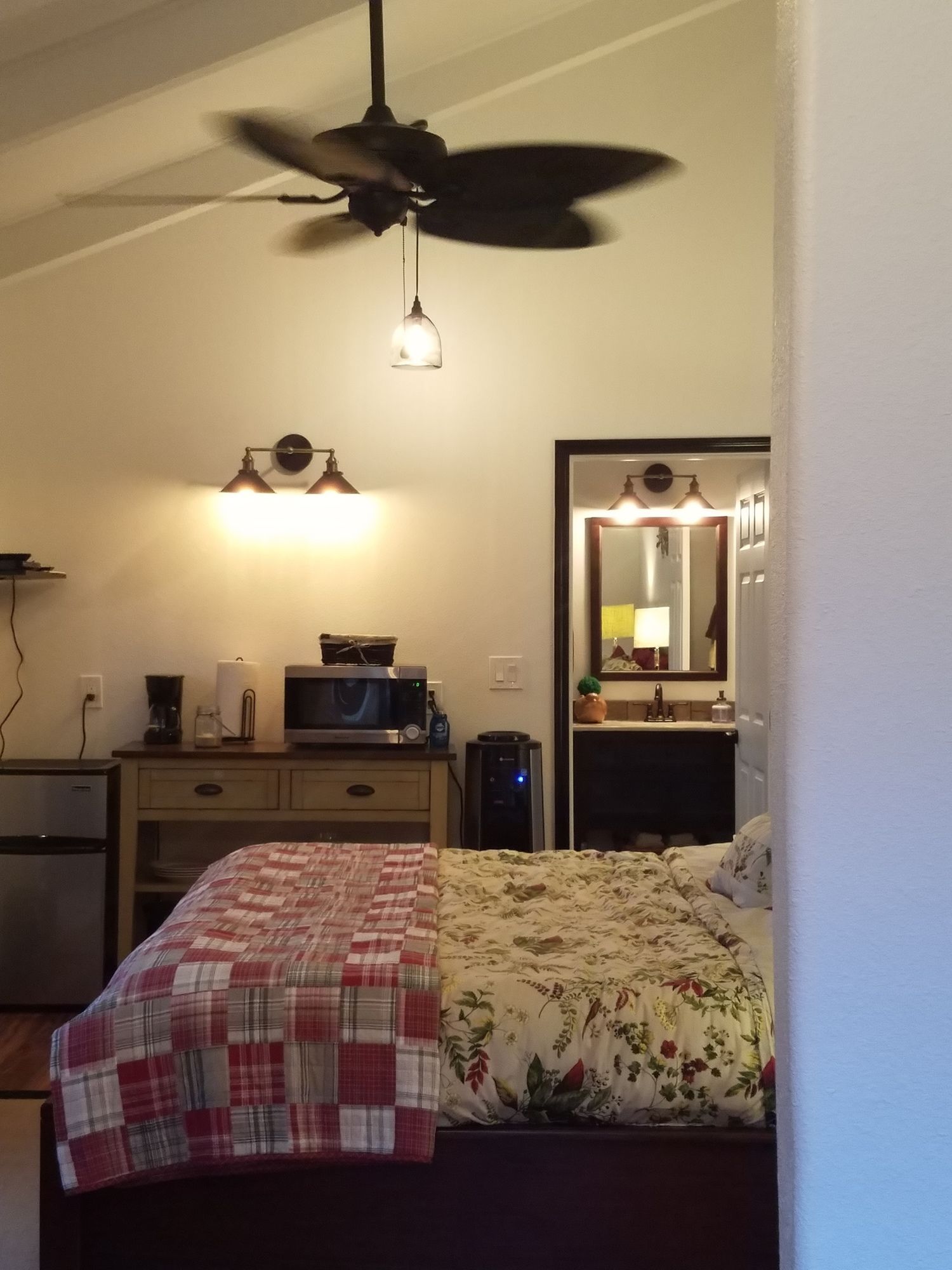 Volcano Acres Ranch Bed and Breakfast