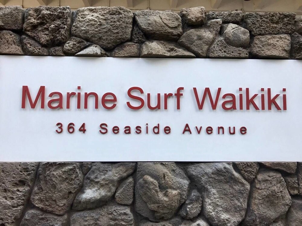 Marine Surf Waikiki