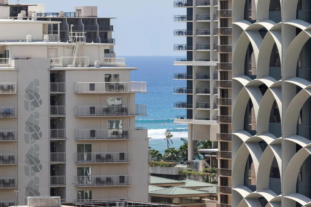 Marine Surf Waikiki
