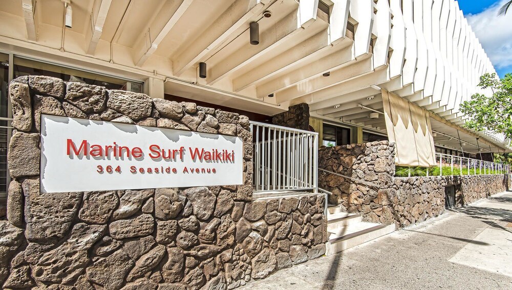Marine Surf Waikiki